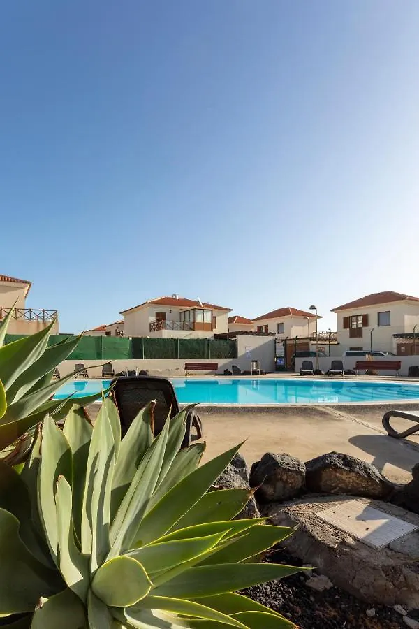 Villa Calderon Hondo. Top Design , Views And Pool Lajares-קורלחו